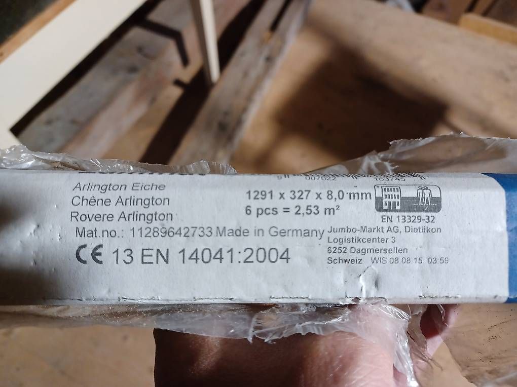 Rivestimenti per pavimenti: 4 Platten Laminat Arlington Eiche – Usato da Dussnang venduto da Chris1510 1