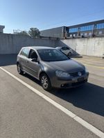 VW Golf V 1.4 Benzin manuelle Schaltung 