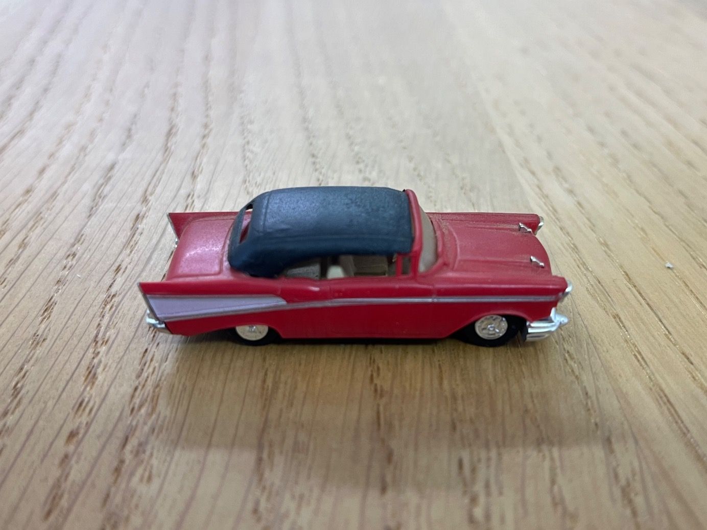 Praliné Modellini d'auto: 4 x Modell Auto 1:87, Praliné, Cadillac, Oldtimer – Usato da Netstal venduto da spaltflo01 7