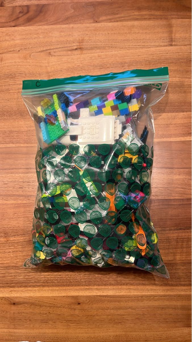 Lego Jeux de construction: Mixed Lego Bricks Bag Assorted Colors – D'occasion à Zürich par JuneBaby12