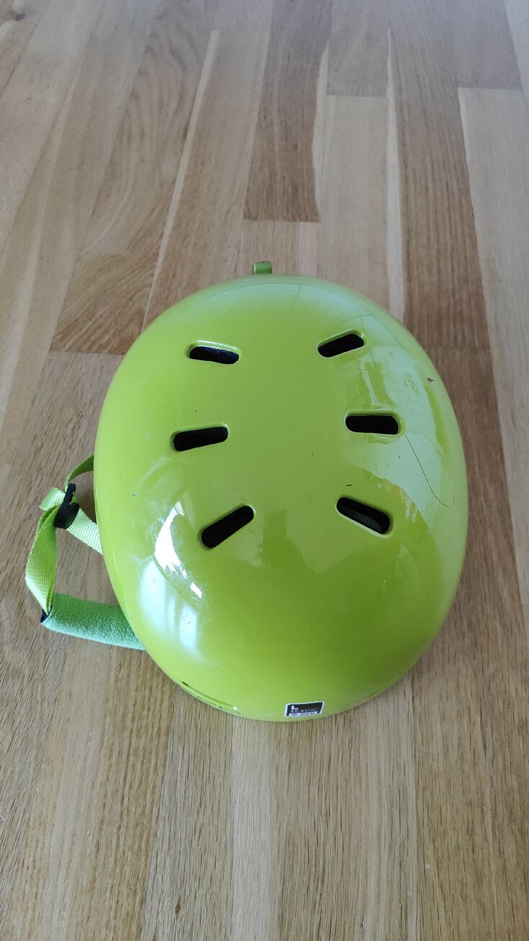 Caschi: RED Helm Gr. L 59-61cm Lime – Usato da Liestal venduto da Maski11 2