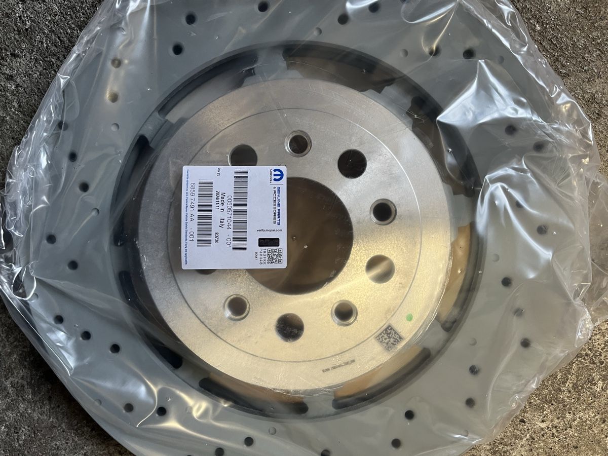 Alfa Romeo Tutti pezzi di ricambio auto: Bremssatz Alfa Romeo QV – Nuovo e nell'imballaggio originale da Bösingen venduto da Demoda