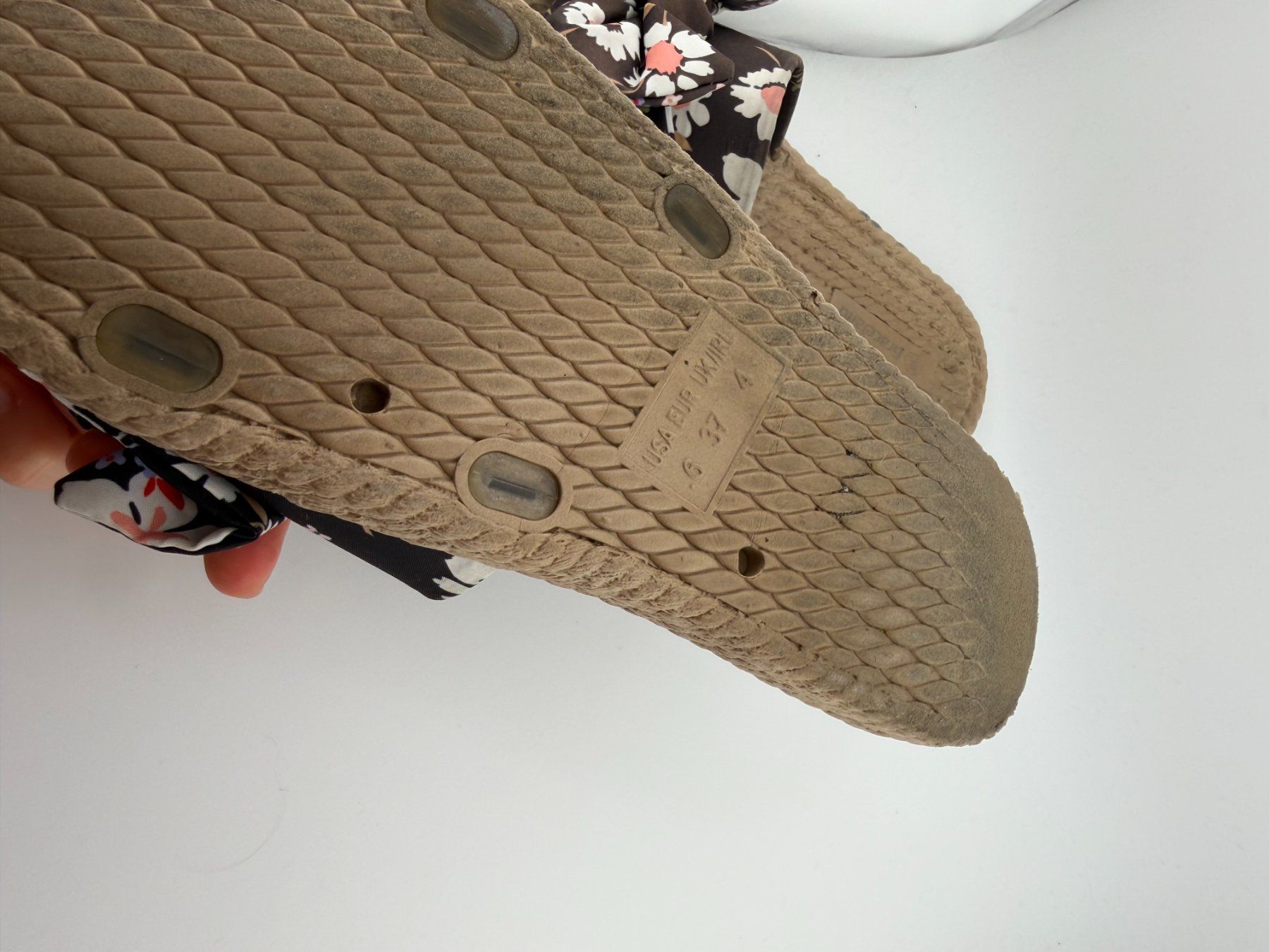 Scarpe da donna: Sommer Sandalen mit Blumenmuster, Grösse 37 – Usato da Riehen venduto da edu_92w7 5