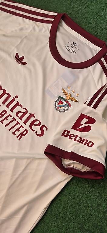 Canottiere & Pantaloni: Maillot Foot Benfica 26/27 – Usato da Petit-Lancy venduto da zesmile 3