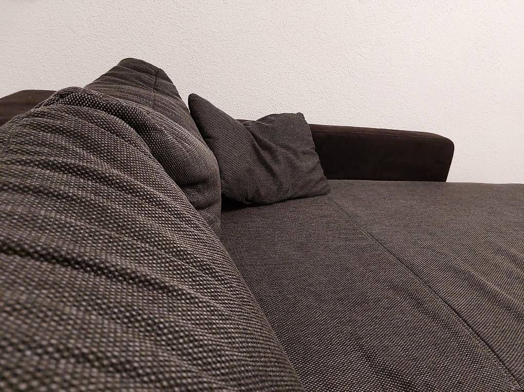 Sofas: Sofa Grau mit Bettfunktion – Gebraucht aus St. Gallen von totoproto 3