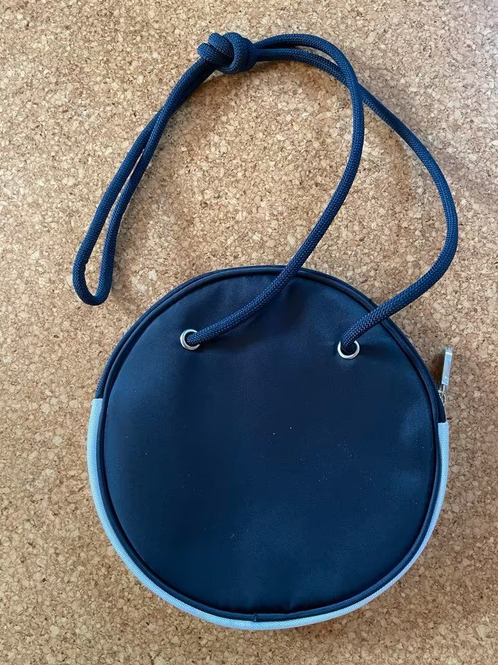 Lufthansa Taschen: Tasche Lufthansa – Neu (gemäss Beschreibung) aus Reinach BL von pinusmugo 1