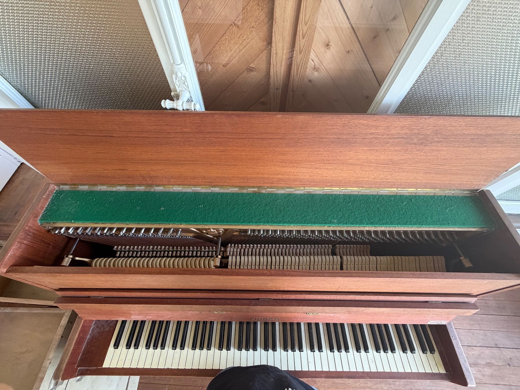 Instruments de musique: Klavier abzugeben – D'occasion à Märstetten par richard-dankt 2
