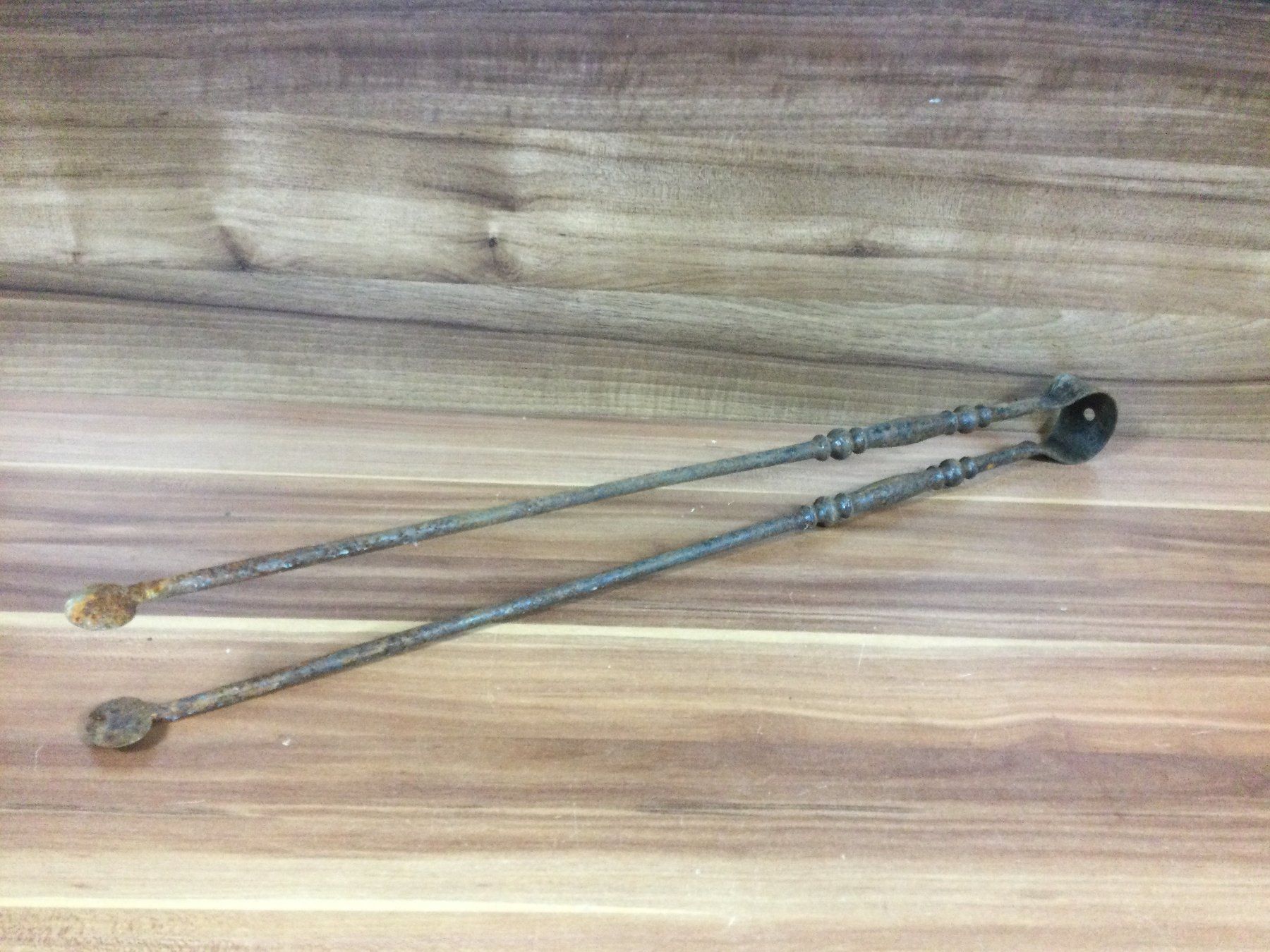 Outils anciens: Gebrauchte Cheminee oder Ofen Grill Holz Klemmzange – D'occasion à Wangen SZ par kuriosum12 2