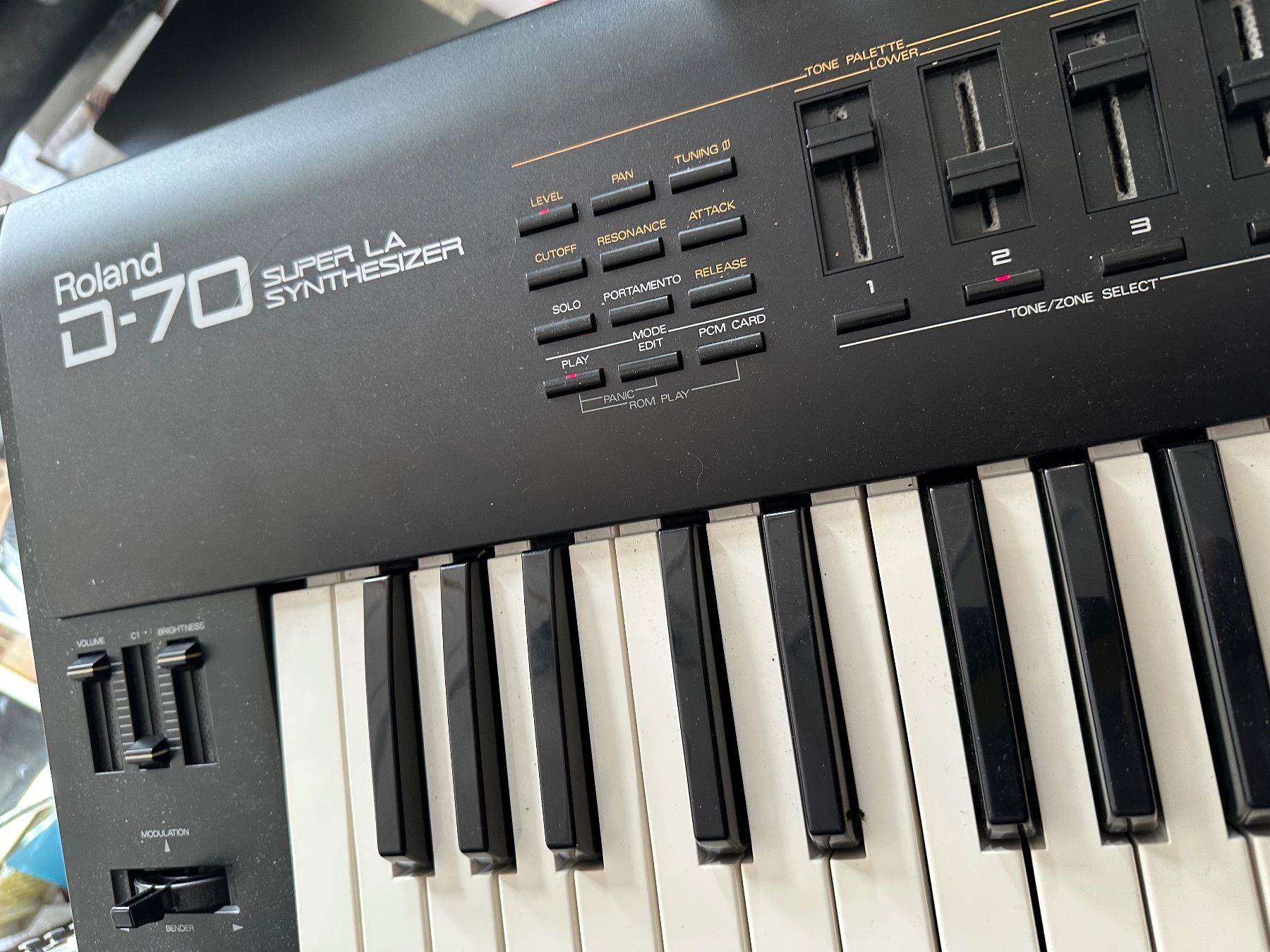 Roland Strumenti musicali: Roland D 70 – Usato da Hallau venduto da Shoteg