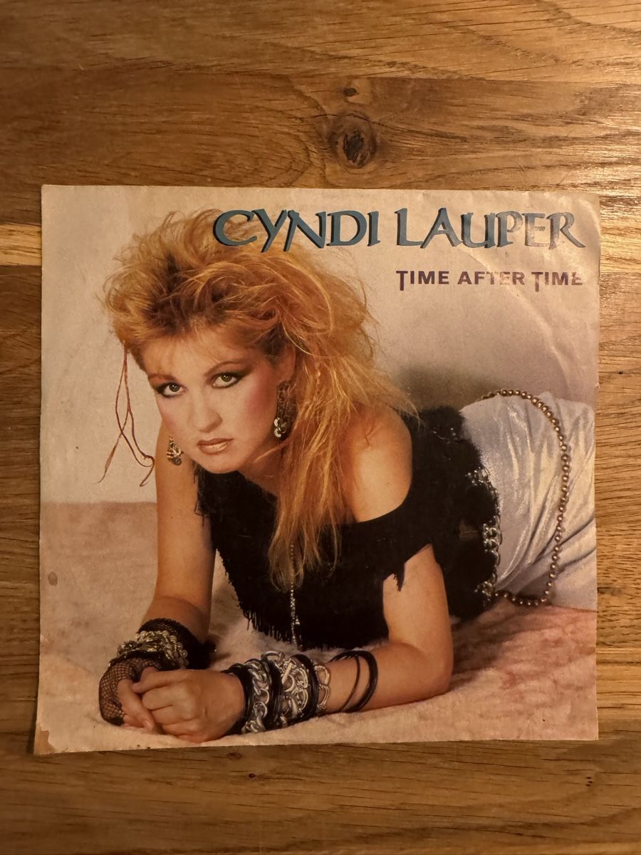 Schallplatten: Cyndi Lauper - Time After Time - 7" Single – Gebraucht aus Rorbas von BlackstarRecords