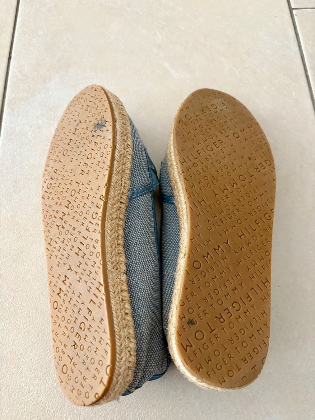 Tommy Hilfiger Scarpe da donna: Tommy Hilfiger Espadrille blau – Usato da Frauenfeld venduto da alexa_6408 2