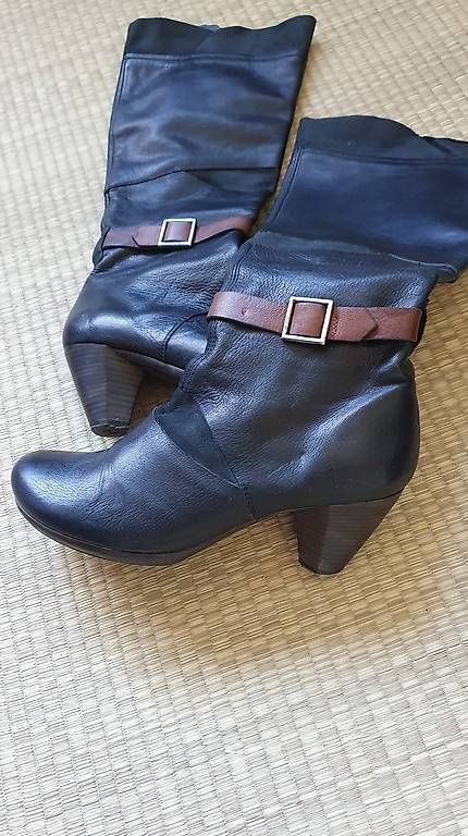 Scarpe da donna: Lederstiefel Gr.39 – Usato da Oberrieden venduto da Taramara