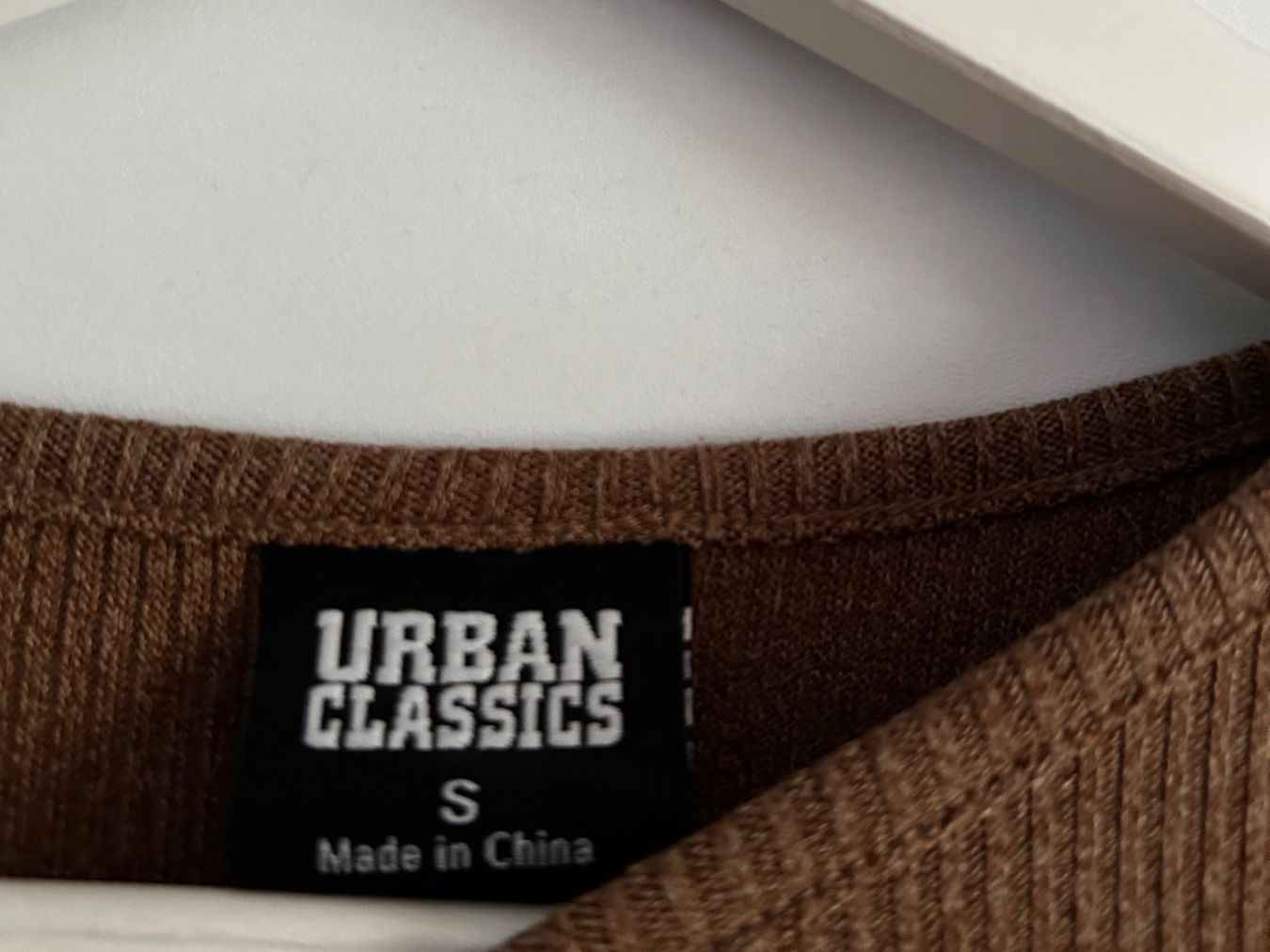 Kleider: Urban Classics Strickkleid - darkkhaki – Gebraucht aus Ostermundigen von Tlue22 1