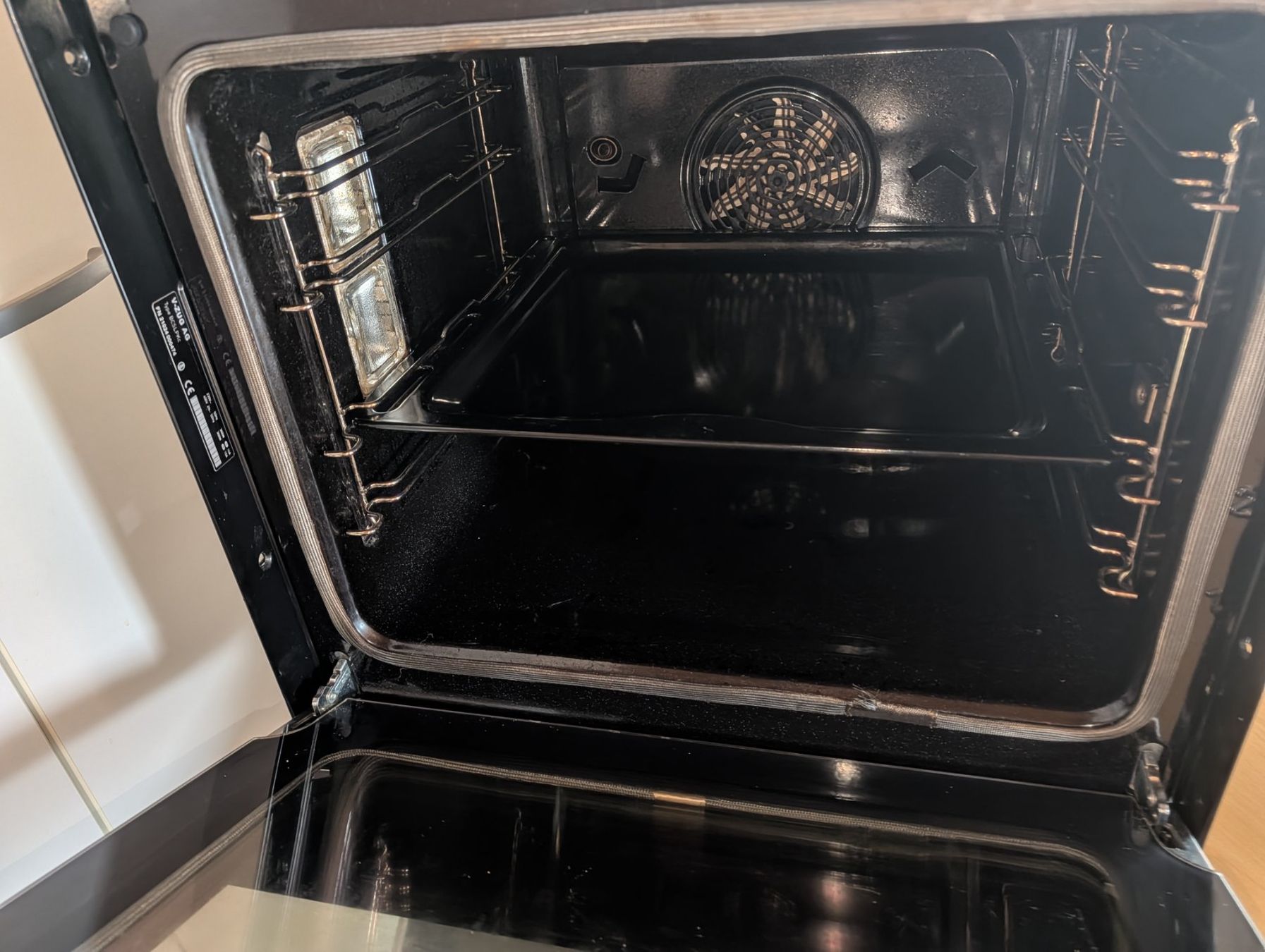 V-Zug Forni: V-ZUG Backofen Combair SLP, Breite 55 cm, – Usato da Flawil venduto da rep_n6vw 1