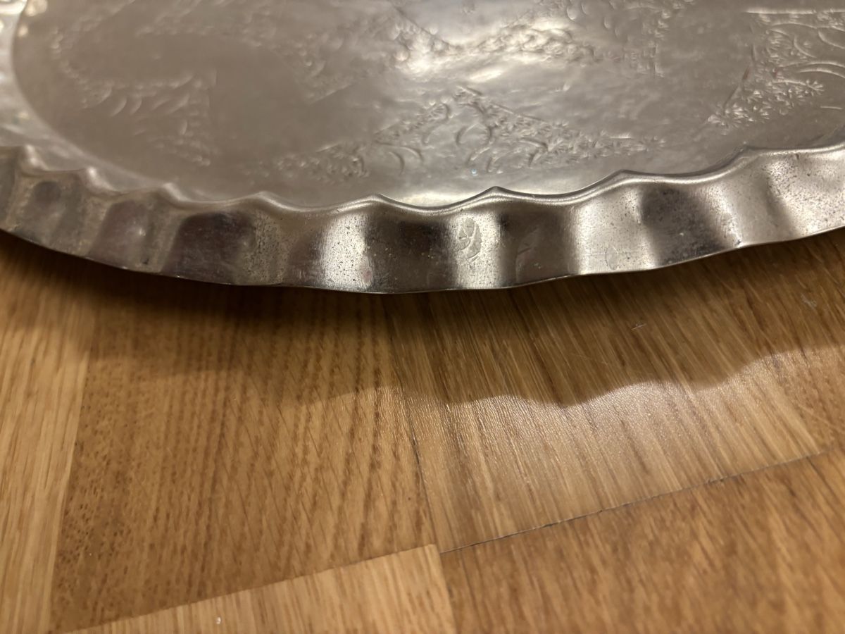 Piatti di portata: Metalltablett – Usato da Birrhard venduto da Sharkno 2