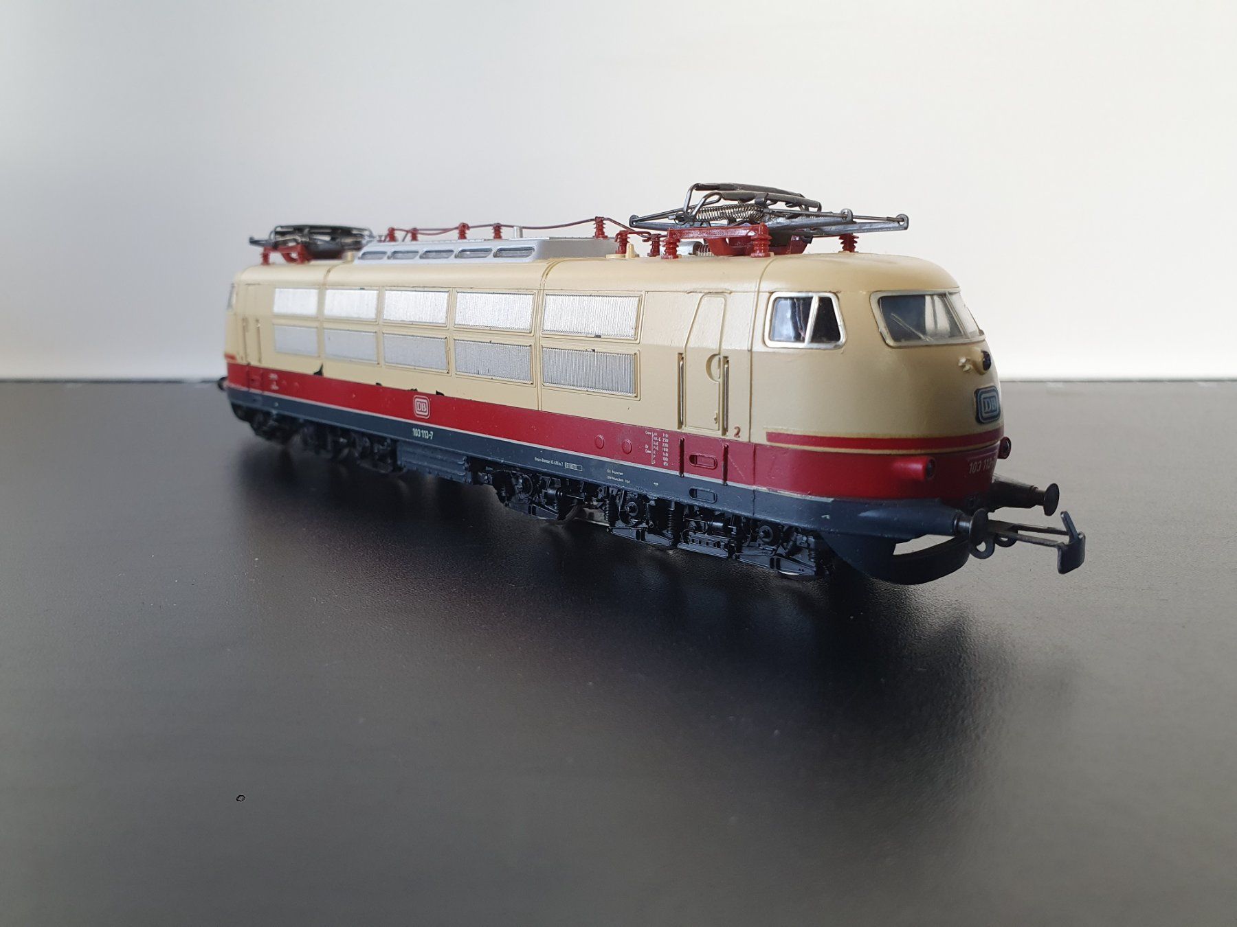 Märklin Modellini di ferrovie: MÄRKLIN: DB E-LOK BR 103 TEE 3354 OVP – Usato da Biglen venduto da taunus82 4