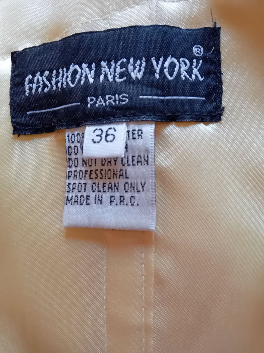 Vestiti: Robe coktail à strass 34-36 – Usato da Rüthi (Rheintal) venduto da titlis07 5