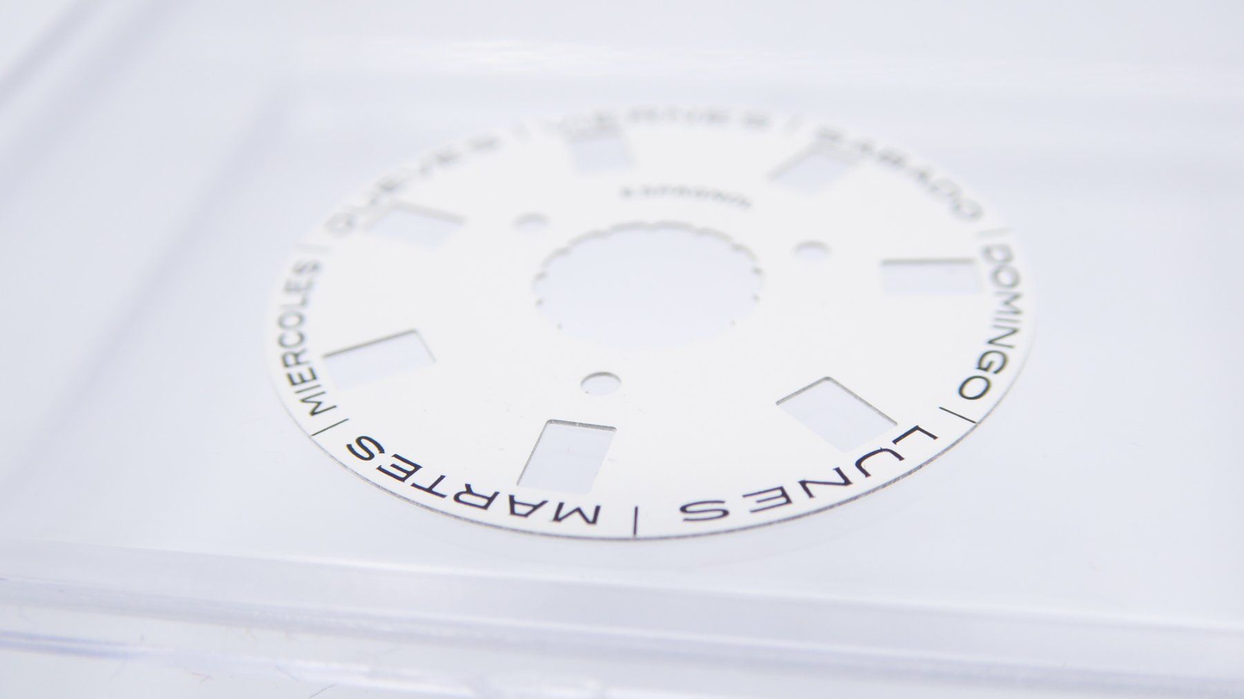 Rolex Orologi: Rolex Day Indicator White, Spanish 3155-17202 – Nuovo (secondo la descrizione) da Geneve venduto da adr_xk6n 3