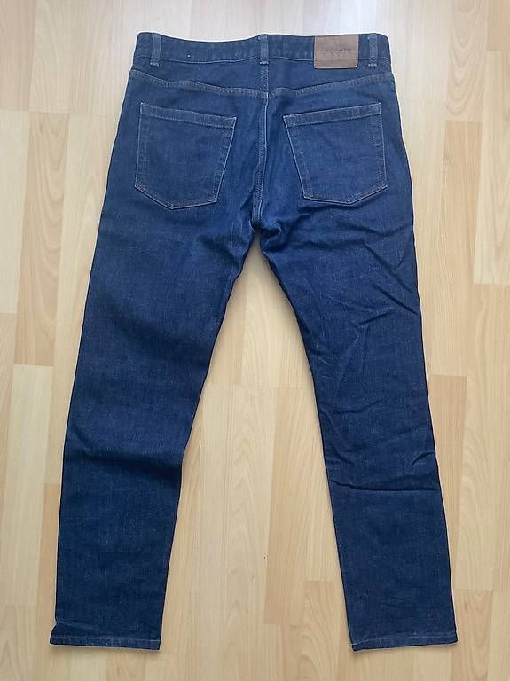 Lacoste Jeans: Lacoste Herren Jeans – Gebraucht aus huttwil von care.b 2