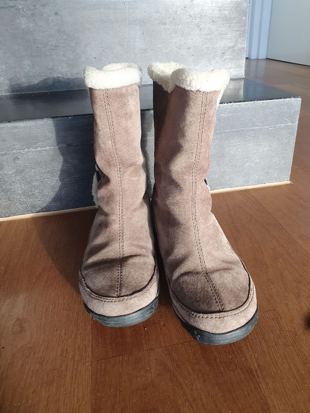 Merrell Scarpe da donna: Merrell Yarra Waterproof Winterstiefel Gr. 38.5 – Usato da Villars-sur-Glâne venduto da richardette 1
