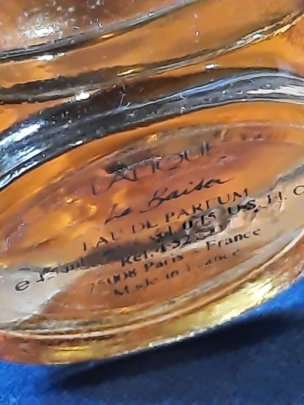 Lalique Profumi & Eau de Toilette: rares Parfummuster  LE BAISER  de LALIQUE – Usato da Busswil BE venduto da balu37 4