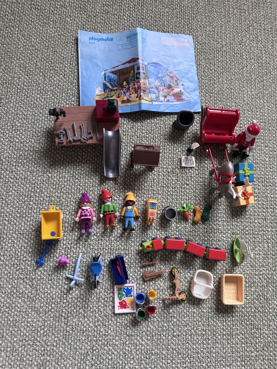 Playmobil Giocattoli: PLAYMOBIL Advent Calendars – 2 Sets – Usato da Bex venduto da roopa.gorla 1