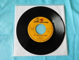 Family ‎– Old Songs, New Songs