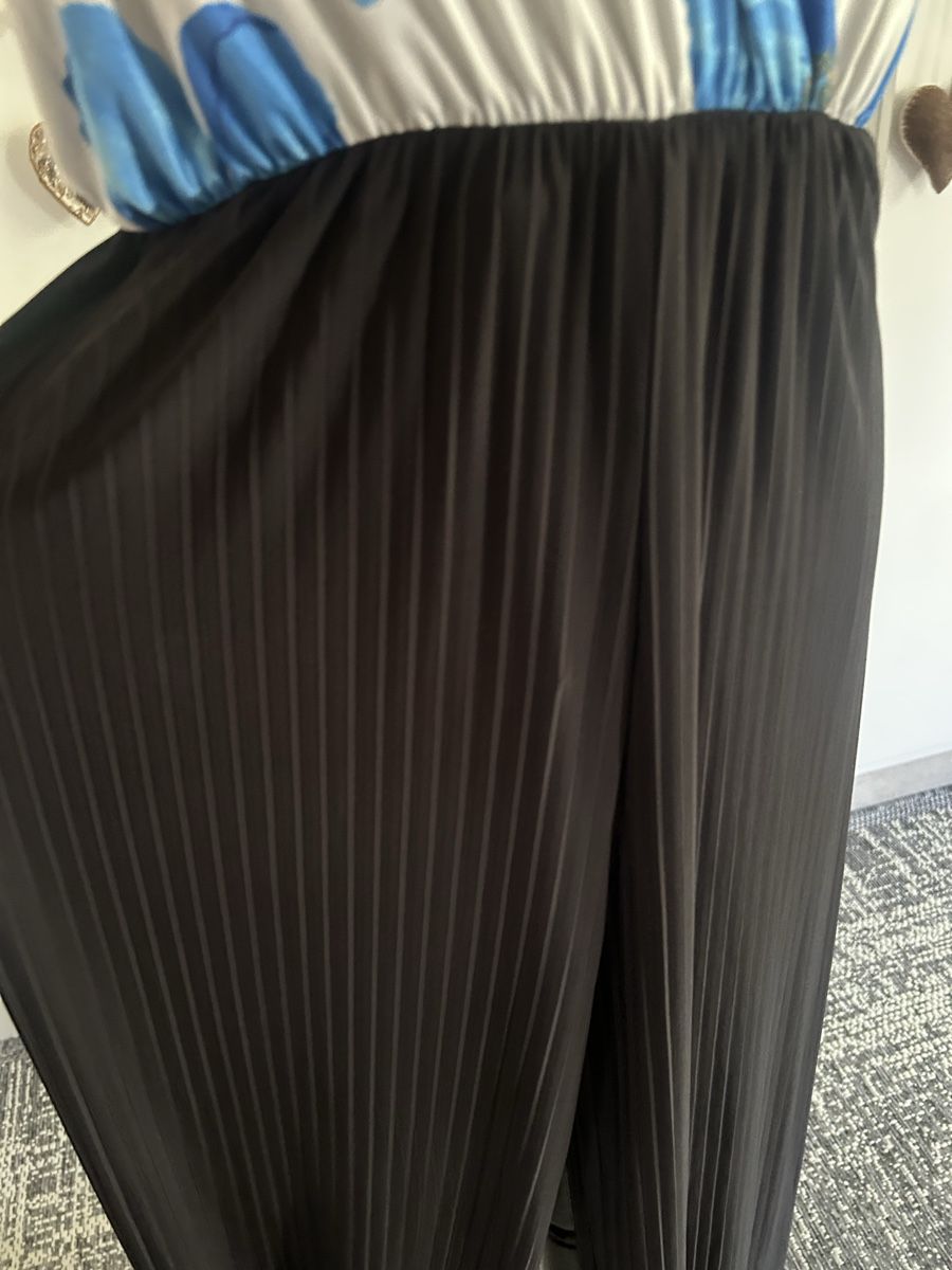 Jumpsuits: Jumpsuit 🩵 M – Gebraucht aus Fribourg von ficelle_de_luge 2