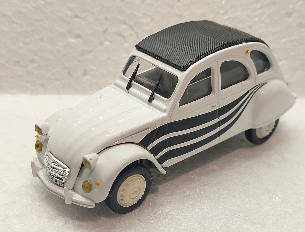 Lot De 6 Voitures Miniatures 2CV Michelin Norev 1/43 + Camionnette Corgi CH Gervais