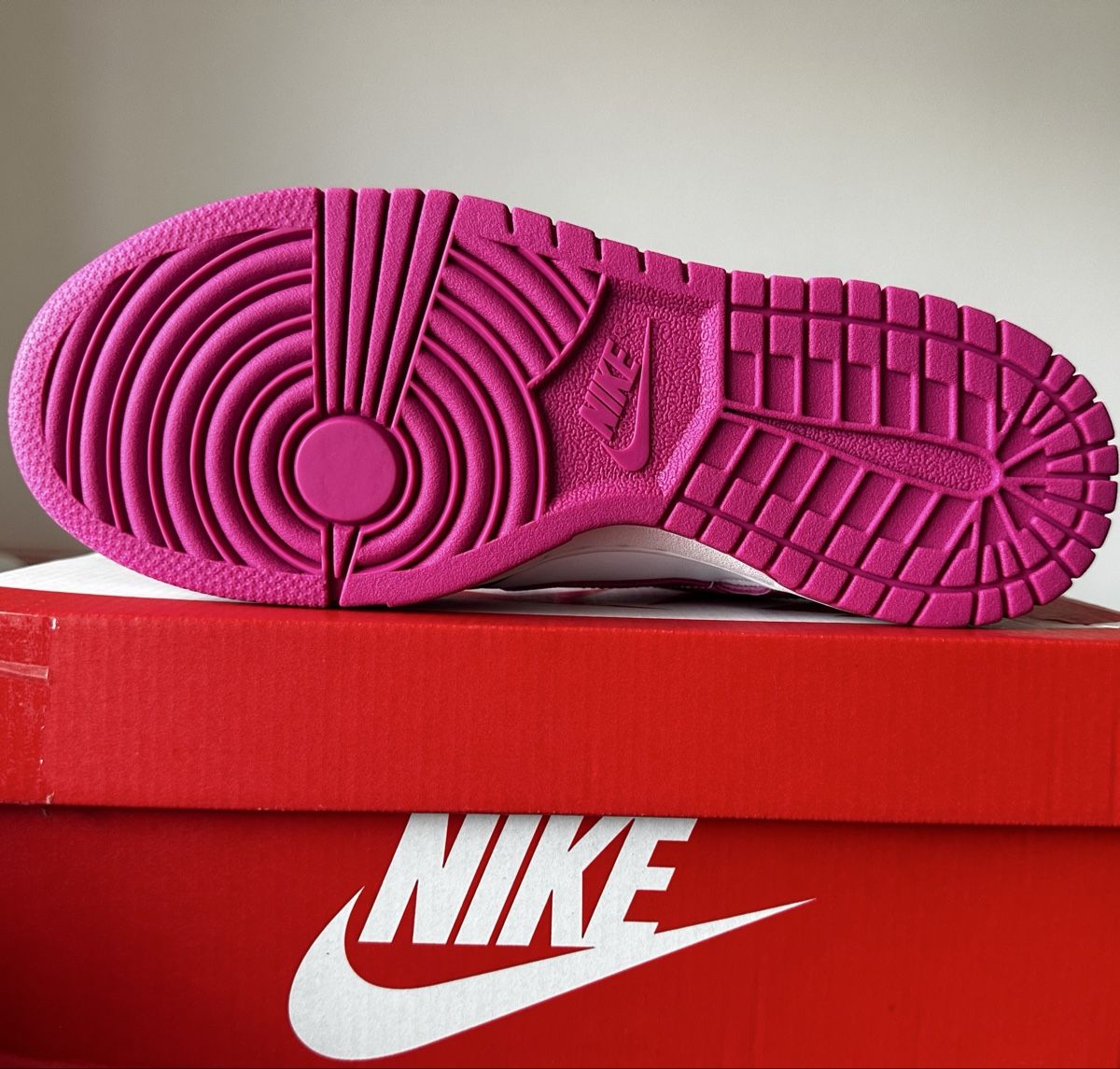 Scarpe da uomo: Dunk Low Fuchia – Nuovo e nell'imballaggio originale da Biel/Bienne venduto da Akwawini 2