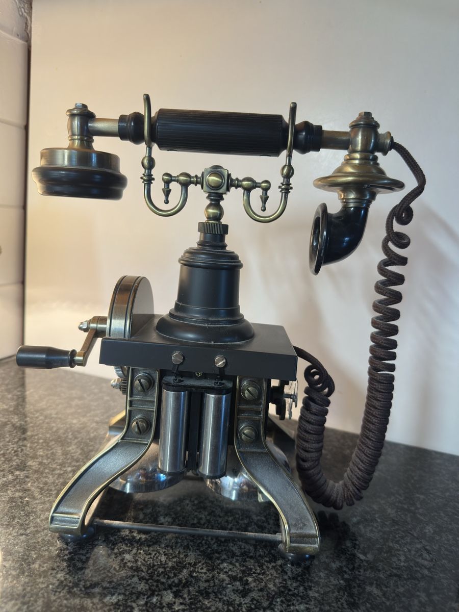 Telefoni: DORO AUDIOLINE Millenium – Usato da Wil SG venduto da Tania_schwarzen94 1