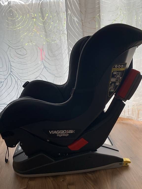 Sièges auto: Kindersitz mit Isofix-Basis  – D'occasion à Bülach par coc_8fs7 2