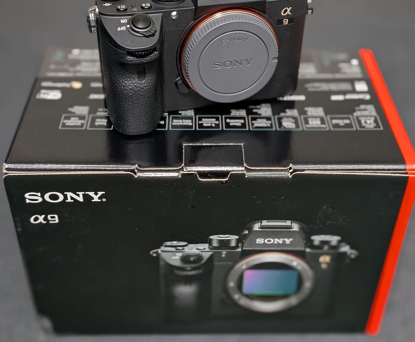 Sony Fotocamera: Sony Alpha 9 Camera Body – Nuovo (secondo la descrizione) da Baar venduto da zah_6f9l
