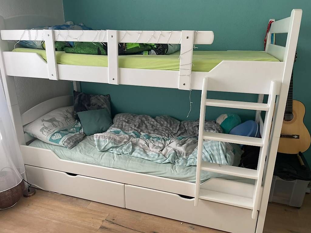 Lits: Etagenbett  – D'occasion à Zofingen par claudiluethi