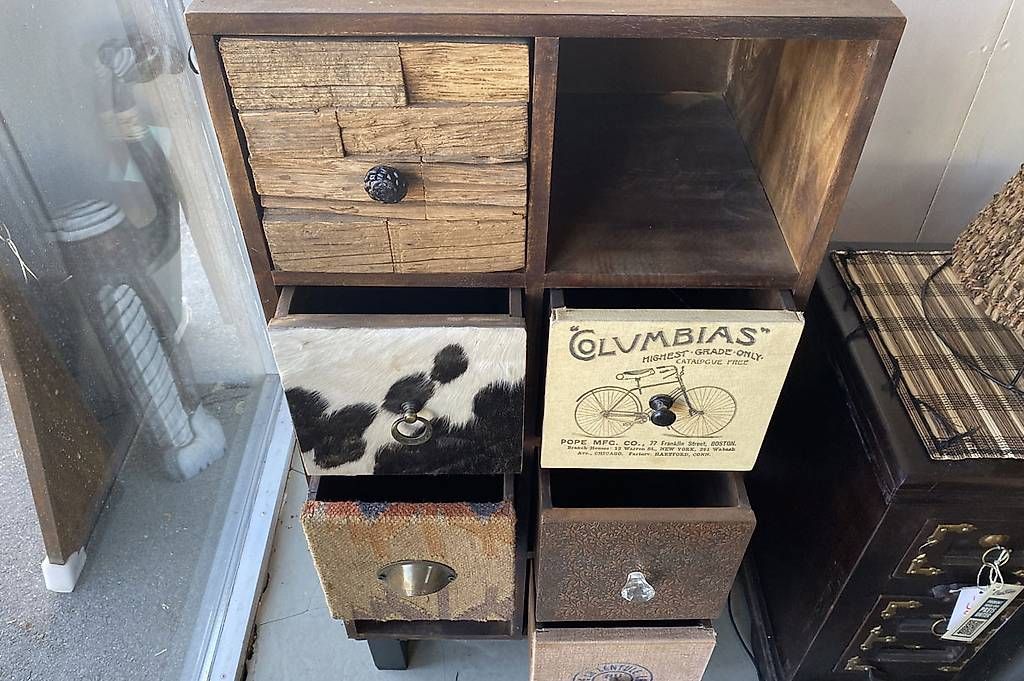 Cassettiere: Hochkommode, 6 Schubladen – Usato da Ballwil venduto da ClassicGallery 2