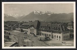 Thun, Bahnhof mit Bergpaorama Niesen und