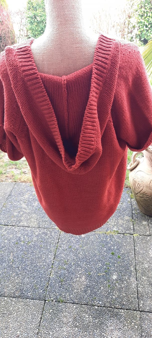 Maglioni & Felpe: pullunder Gr XL rot - braun kaputze Hoodie pullover 200 – Usato da Vinelz venduto da Messer2007 1