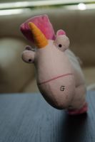 Peluche Licorne rose avec corne jaune bon état
