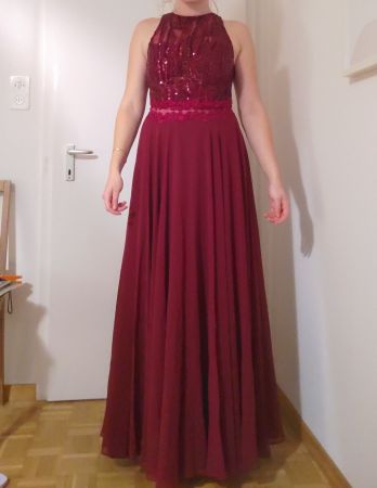 Ballkleid dunkelrot/weinrot, Gr. 38
