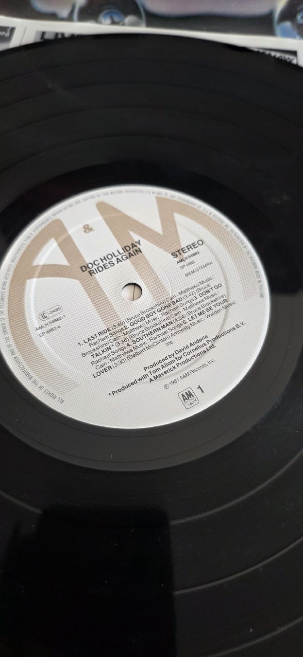 Dischi in vinile:  Doc Holliday Rides Again 1981 Vg,Vg – Usato da Yvonand venduto da RF-VINYL 1
