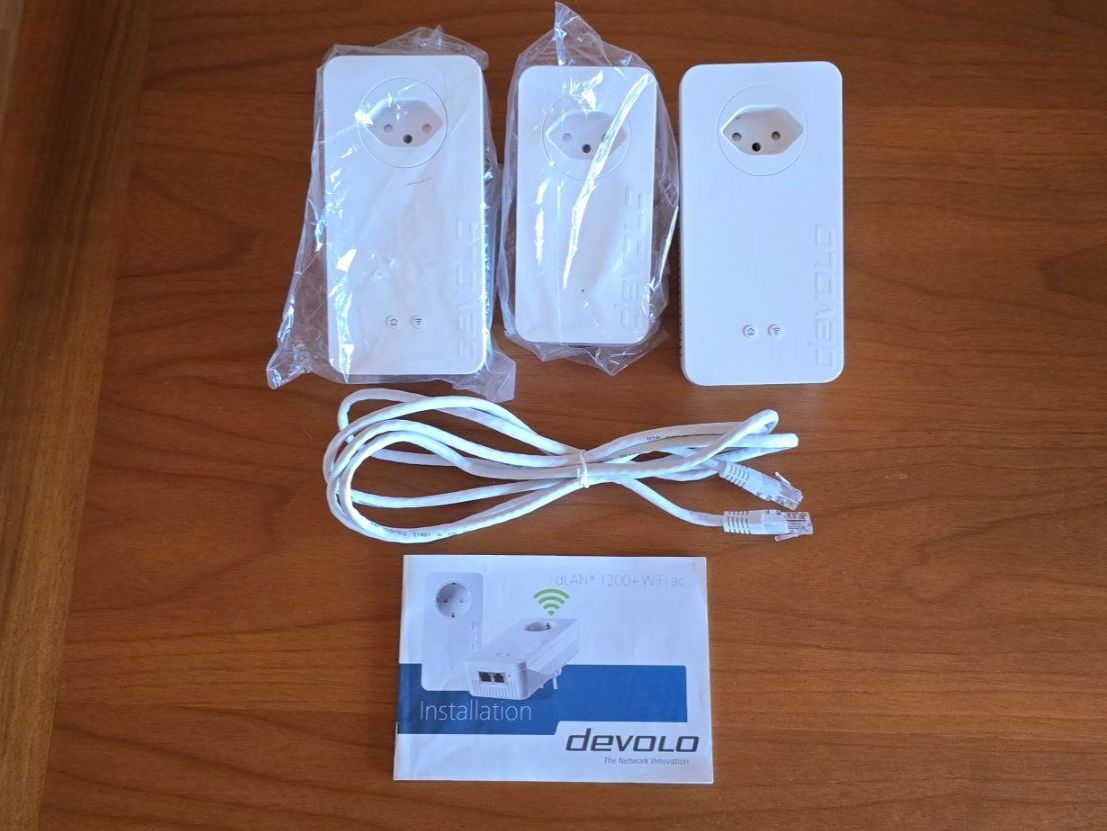 Devolo Lecteurs & Adaptateurs: Devolo dLAN 1200+ WiFi ac Starter + WiFi-Adapter,  neuwertig – D'occasion à Weinfelden par Partner 1