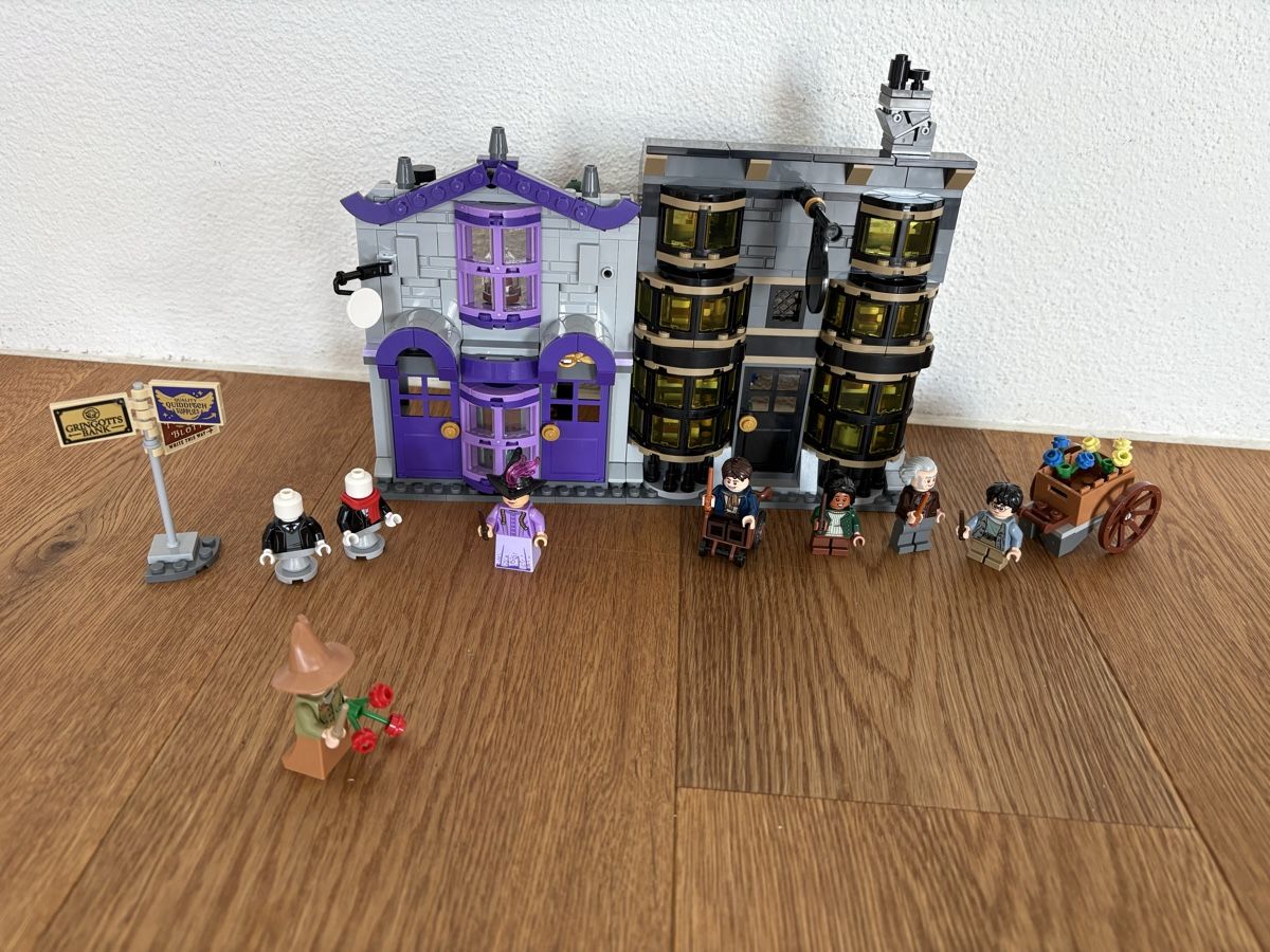 Lego Spielzeuge: LEGO Harry Potter - Ollivanders Set 76439 TOP! – Gebraucht aus Horgen von Rafnaf 1