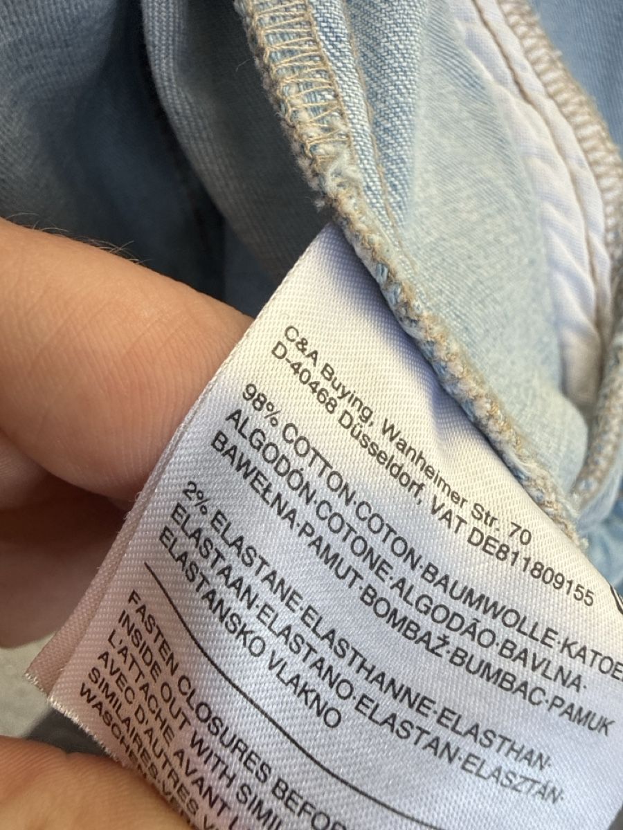C&A Jacken & Mäntel: Kinder Jeansjacke blau mit Aufnähern  – Neu (gemäss Beschreibung) aus Zürich von Pingu333 6