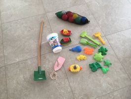 Sommer-Spielzeug-Set für Badi, Sandkasten und Strand! Top!