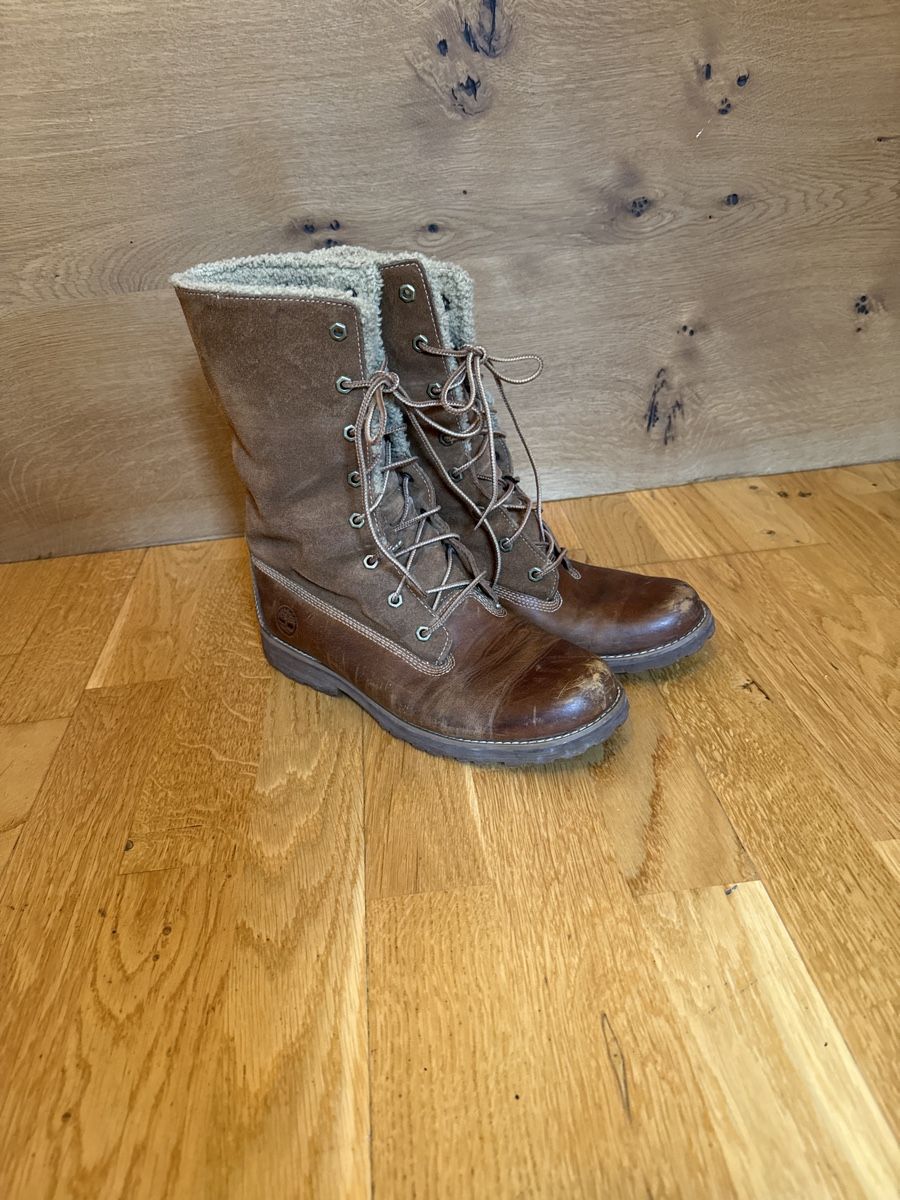 Timberland Scarpe da donna: Timberland Winterstiefel, Gr.40 – Usato da Ottikon venduto da Domito