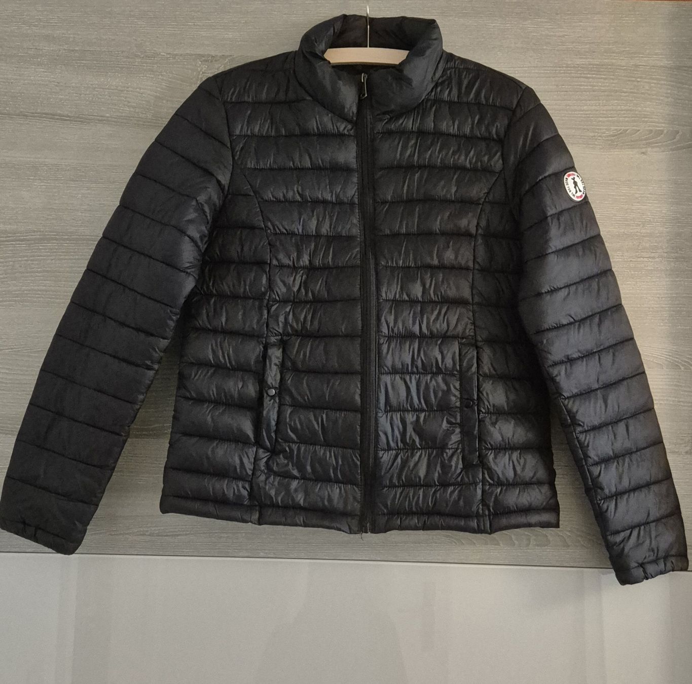 Giacche: Doudoune noire Jennyfer en taille M – Usato da Cheseaux-sur-Lausanne venduto da Nono031