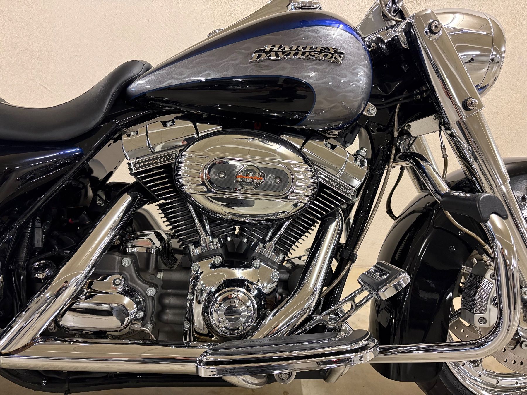 Harley-Davidson Chopper: Harley Davidson Road King CVO 110 – Usato da Raperswilen venduto da meier94 4