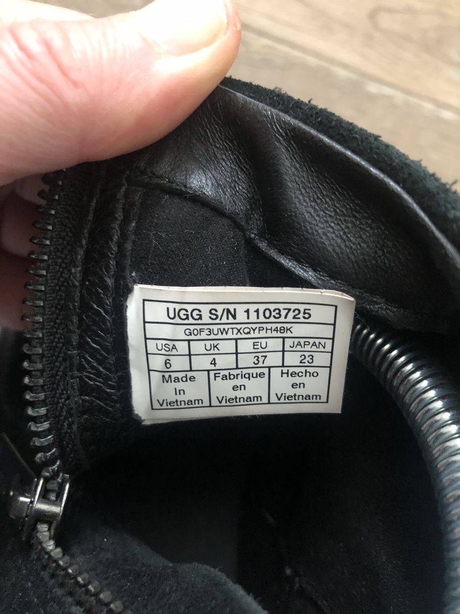 Ugg Scarpe da donna: UGG  Stiefelette aus Wildleder, Gr 37, Schwarz – Usato da Zürich venduto da jmo_zs7g 6