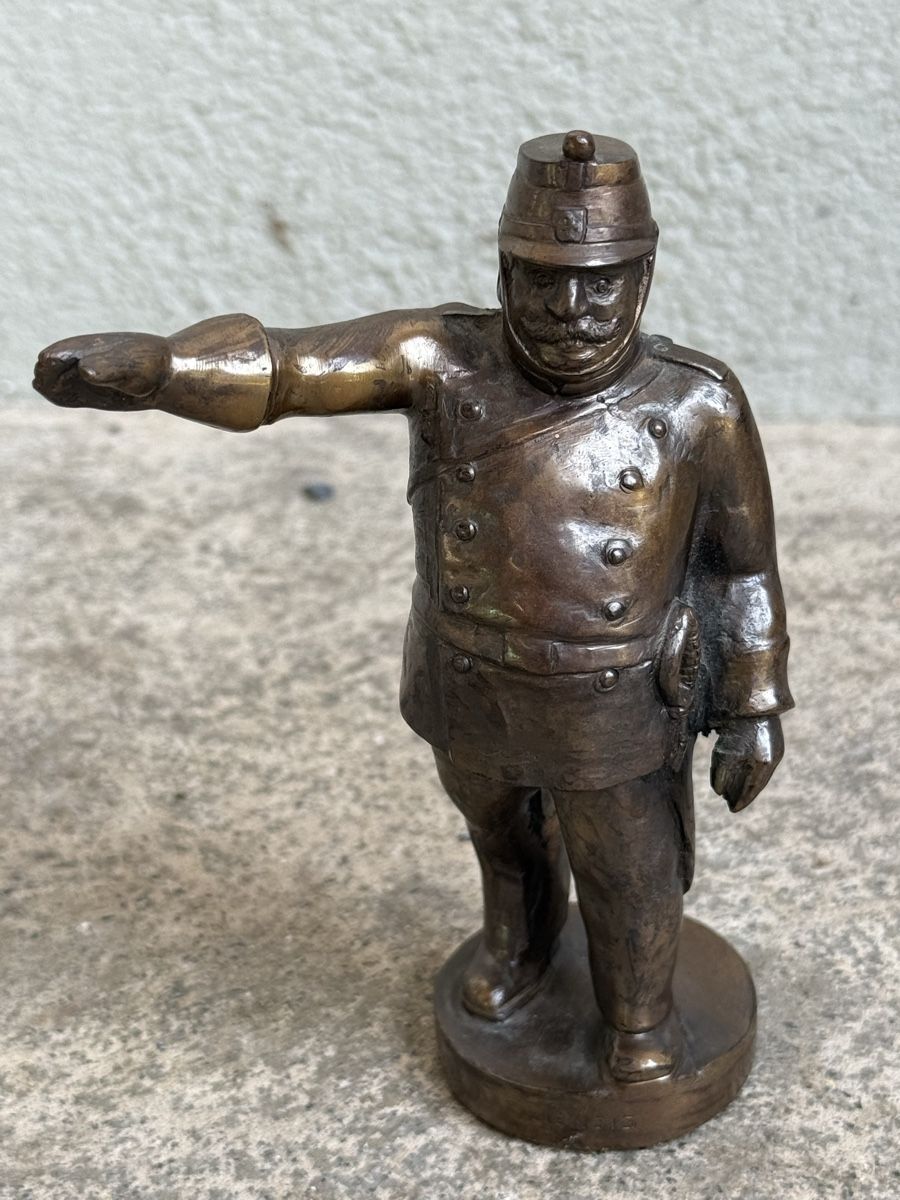 Statuette: Alte Bronzefigur DR MUFFJÄGER Species Basiliensis Bronze  – Usato da Konolfingen venduto da petzipetz