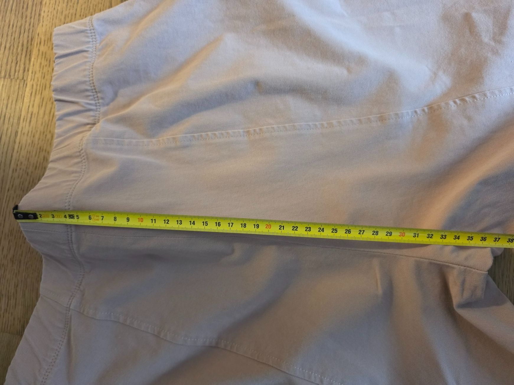 Riani Pantaloni: RIANI Damenhose (Gr. 44) – Nuovo (secondo la descrizione) da Zumikon venduto da chv_w96q 8